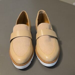 14th & Union Beige and Cream Loafers